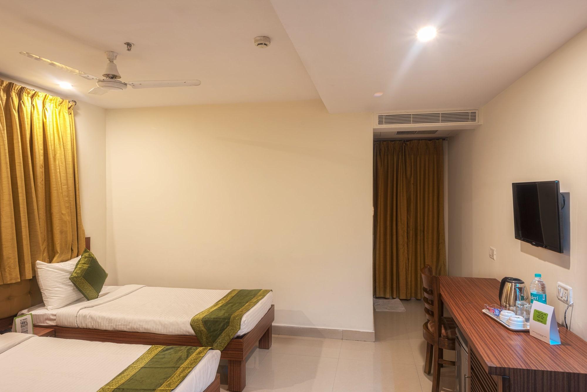 Treebo Trend Grand Plaza Nampally Hyderabad Exterior foto